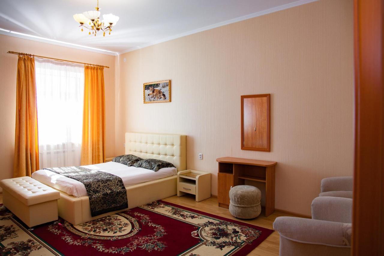 Ak Samal Hotel Karagandi Kültér fotó